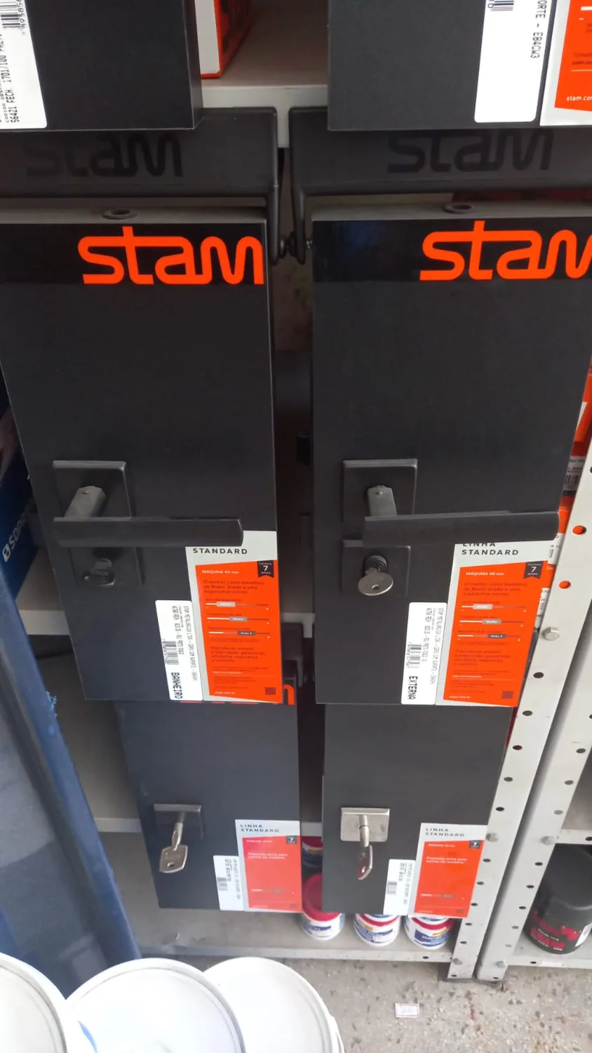 Fechaduras Stam pretas